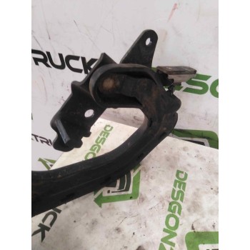 Recambio de peldaño frontal para renault serie t fg 4x2 cabina high-sleeper referencia OEM IAM   