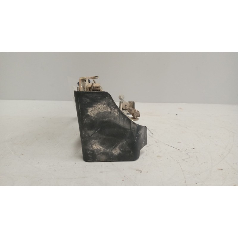Recambio de maneta exterior delantera derecha para renault midlum referencia OEM IAM 5001858130 - Blanco 2