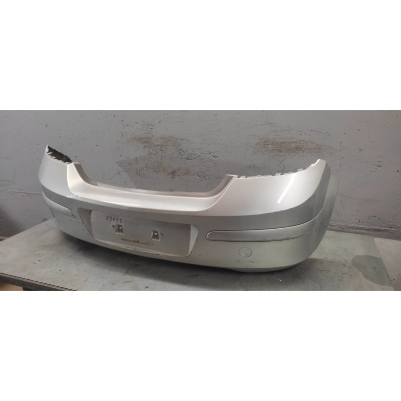 Recambio de paragolpes trasero para opel astra h berlina cosmo referencia OEM IAM 3