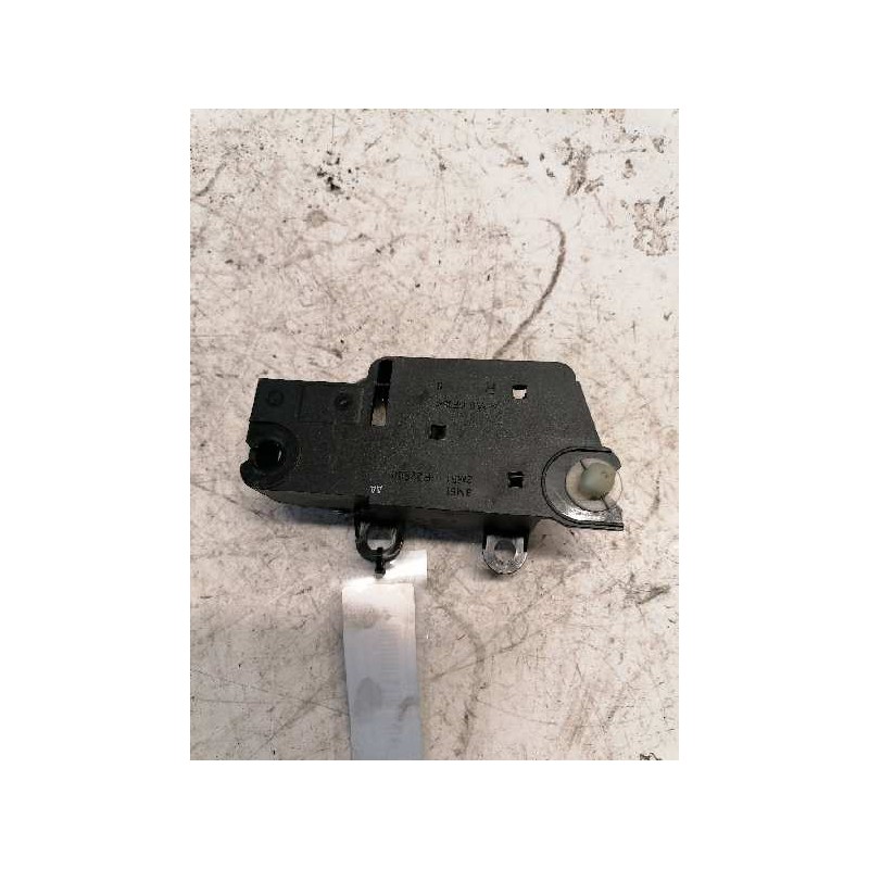 Recambio de maneta interior trasera derecha para ford focus lim. (cb4) titanium referencia OEM IAM 3M51R22600AA - Blanco 2