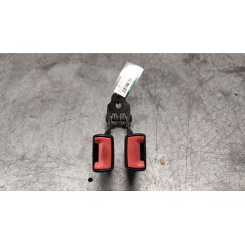 ENGANCHE DE CINTURON TRASERO CENTRAL 1S71F613K21AC 