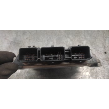 Recambio de centralita motor uce para peugeot 308 sport referencia OEM IAM 9664843780  
