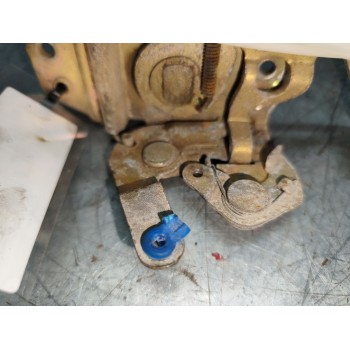Recambio de cerradura puerta delantera derecha para seat marbella 0.9 referencia OEM IAM   