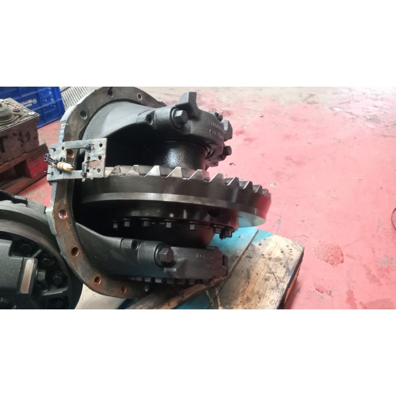 Recambio de grupo para renault hd 250.18 premium e2 fg modelo 250.18 184 kw cabina para dormir referencia OEM IAM 7a  relacion 9 4