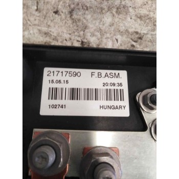Recambio de caja reles / fusibles para renault serie t fg 4x2 cabina high-sleeper referencia OEM IAM 21717590  