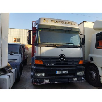 mercedes-benz atego 2-ejes 18 t /bm 950/2/4 del año 2001