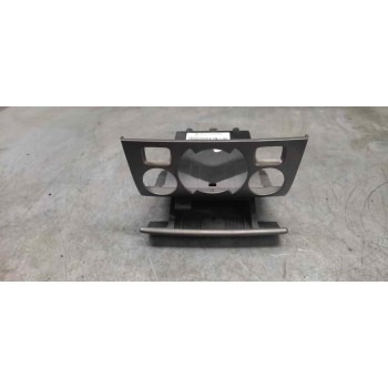 Recambio de cenicero para peugeot 308 sport referencia OEM IAM 9658691077  