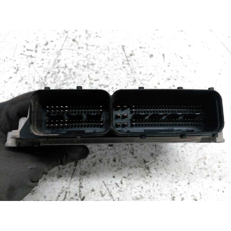 Recambio de centralita motor uce para opel astra gtc cosmo referencia OEM IAM 55556829 587080646 0281011943 - Negro 2
