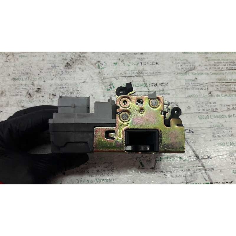 Recambio de cerradura puerta delantera izquierda para peugeot 206 berlina xt referencia OEM IAM - Azul 3