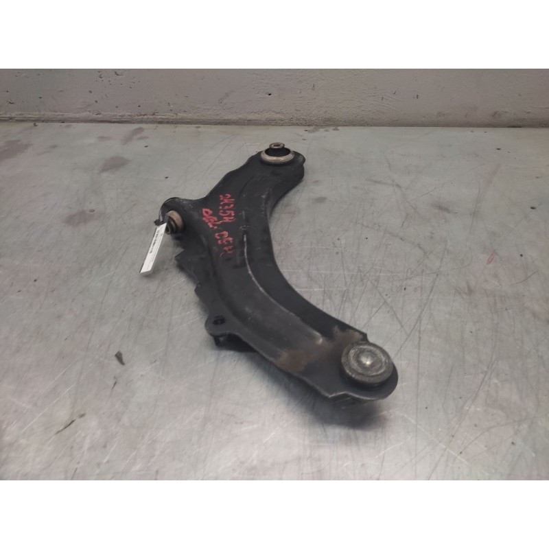Recambio de brazo suspension inferior delantero derecho para renault scenic ii 1.5 dci diesel referencia OEM IAM 2