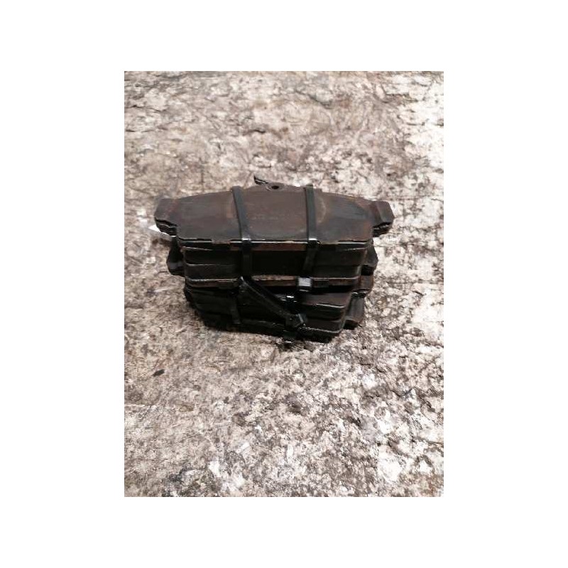 Recambio de pastillas de freno delanteras para nissan almera (n16/e) acenta referencia OEM IAM 90R01704021 - Negro 2