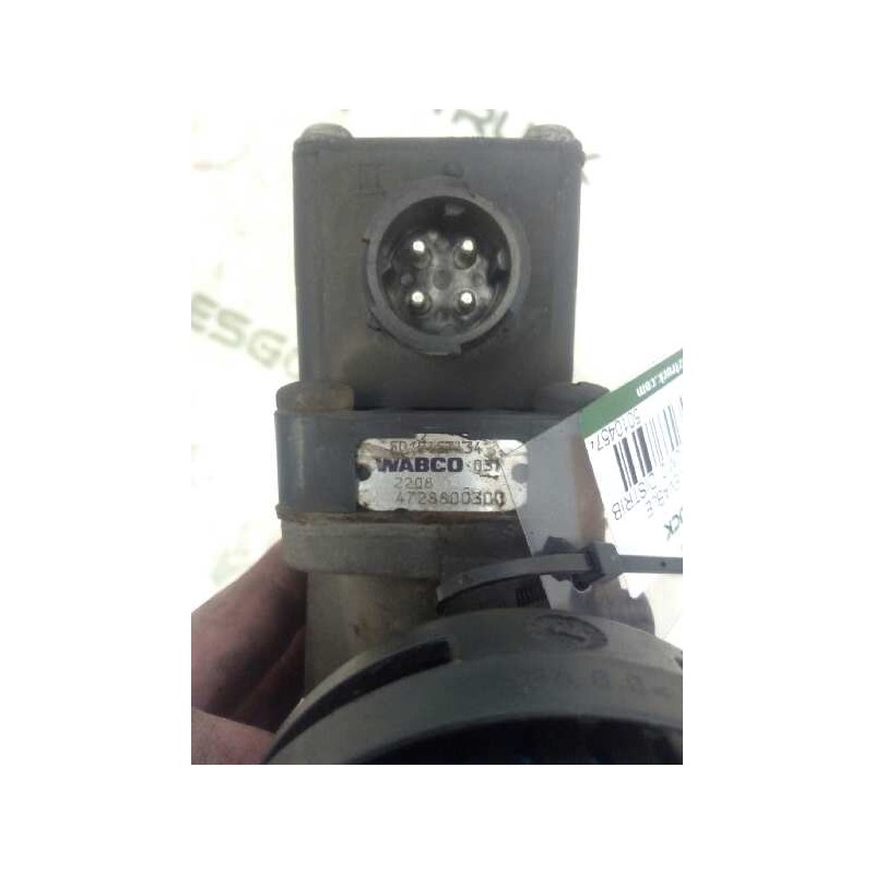 Recambio de valvula aire para renault premium route 2006 fas 4x2 larga distancia referencia OEM IAM 5010457434 4728800300 WABCO - Blanco 4