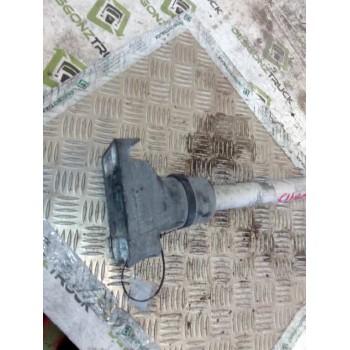 Recambio de soporte guardabarros trasero para volvo fh xxx 12.8 diesel referencia OEM IAM 20466895  