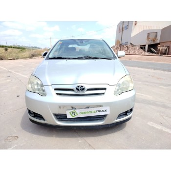 toyota corolla (_e12_) del año 2005