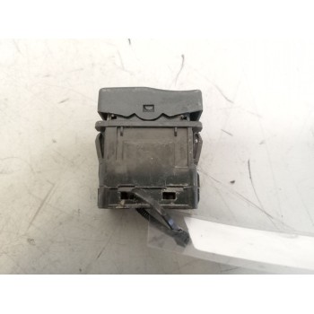 Recambio de mando elevalunas delantero izquierdo para renault premium route 2006 10.8 diesel referencia OEM IAM 7421043773  