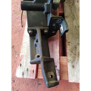 Recambio de soporte para renault serie t fg 4x2 cabina high-sleeper referencia OEM IAM 21116689 82232523 DERECHA
