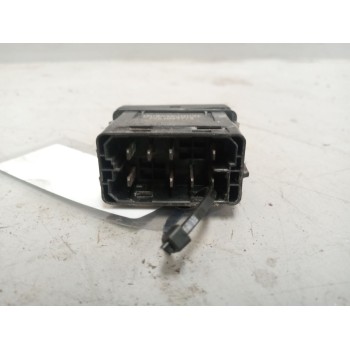 Recambio de mando elevalunas delantero izquierdo para renault premium route 2006 10.8 diesel referencia OEM IAM 7421043773  