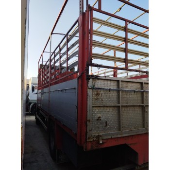 mercedes-benz atego 2-ejes 18 t /bm 950/2/4 del año 2001