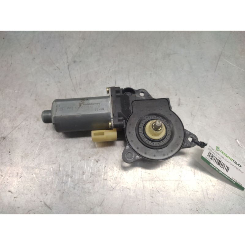 Recambio de motor elevalunas delantero izquierdo para ford fiesta (cbk) ambiente referencia OEM IAM 0130821938  2 PINS