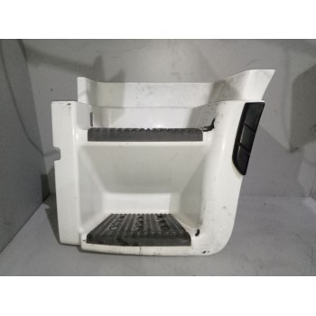 PELDAÑO IZQUIERDO 504136555 