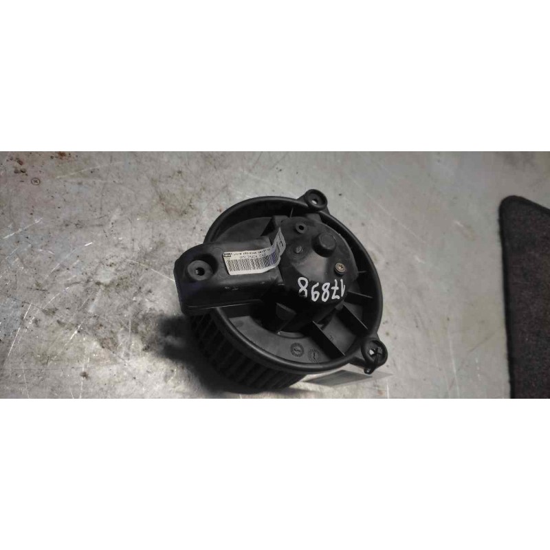 Recambio de ventilador calefaccion para mg serie 45 (t/rt) classic referencia OEM IAM F961834S 2 PINS - Gris 2
