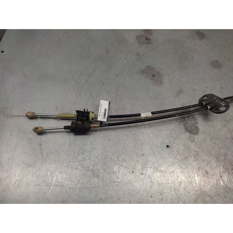 Recambio de cables de cambio para ford fiesta (cbk) ambiente referencia OEM IAM - Blanco 3