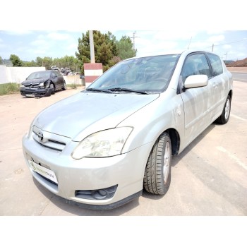 toyota corolla (_e12_) del año 2005