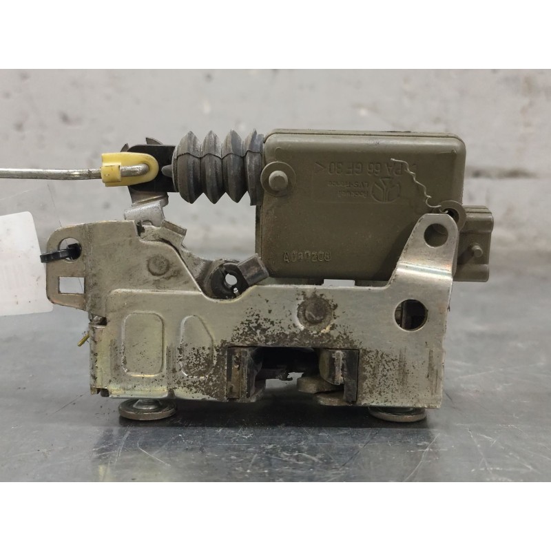 Recambio de cerradura puerta delantera izquierda para iveco daily config. paquetería cabina simple 35s... batalla 3750 referenci - Blanco 2