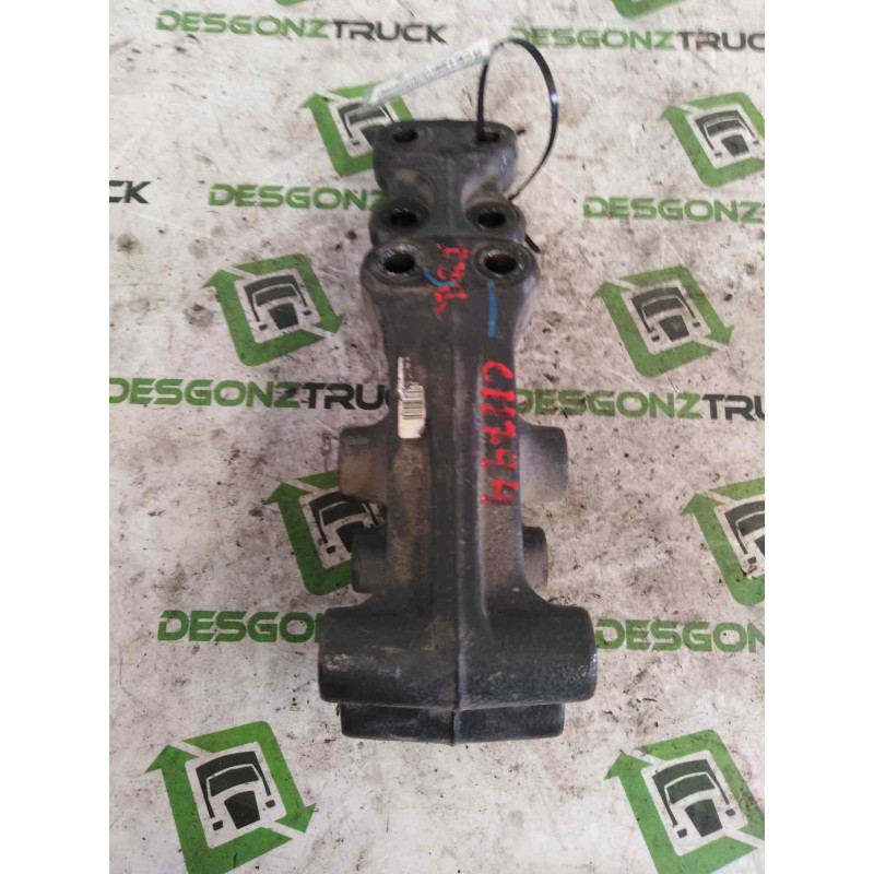 Recambio de soporte para renault serie t fg 4x2 cabina high-sleeper referencia OEM IAM 21196590 IZQUIERDA SOPORTE CABINA TRASERO - Rojo 3