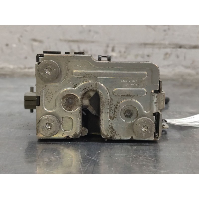 Recambio de cerradura puerta delantera izquierda para iveco daily config. paquetería cabina simple 35s... batalla 3750 referenci - Blanco 4