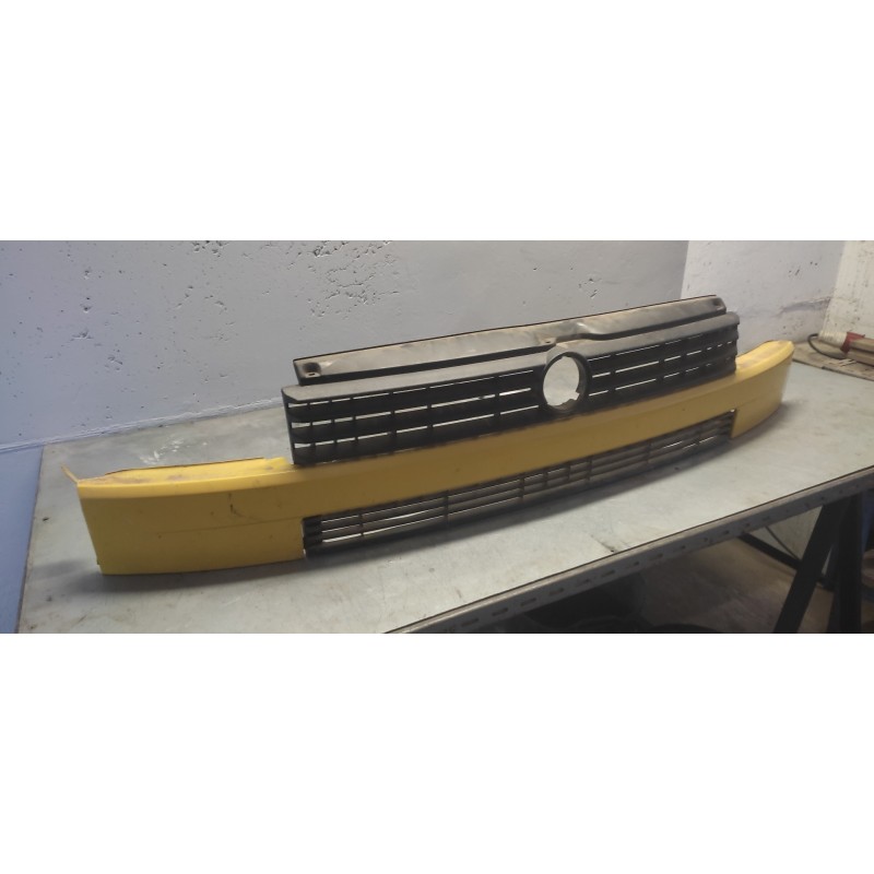 Recambio de rejilla delantera central para volkswagen t4 transporter/furgoneta (mod. 1991) combi referencia OEM IAM - Amarillo 2