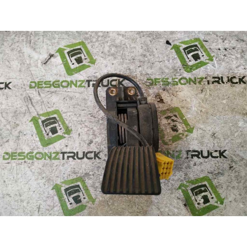Recambio de pedal acelerador para mercedes-benz atego 4 cyl. 4x2 2005  815  4x2 om 904 la s (corto) referencia OEM IAM 970300003 - Blanco