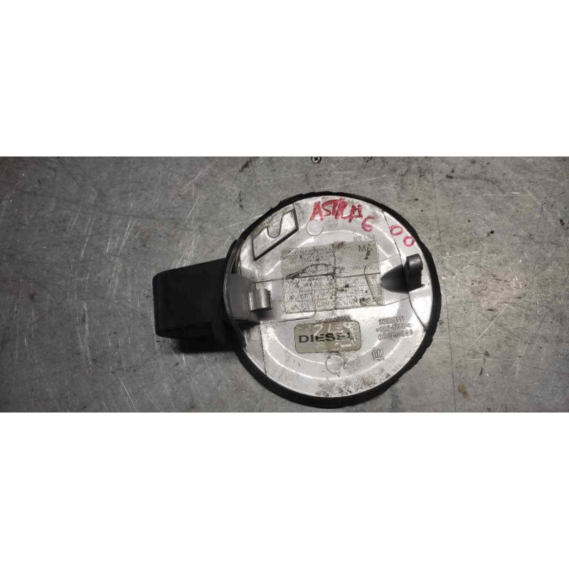 Recambio de tapa exterior combustible para opel astra g berlina club referencia OEM IAM 2