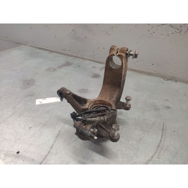 Recambio de mangueta delantera izquierda para renault scenic ii 1.5 dci diesel referencia OEM IAM 3
