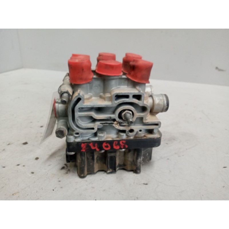 Recambio de valvula aire para iveco eurocargo referencia OEM IAM 4728801060 - Blanco 6