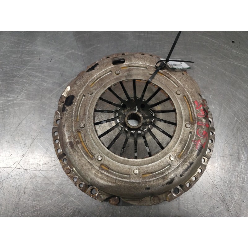Recambio de kit embrague para ford focus lim. (cb8) titanium referencia OEM IAM   