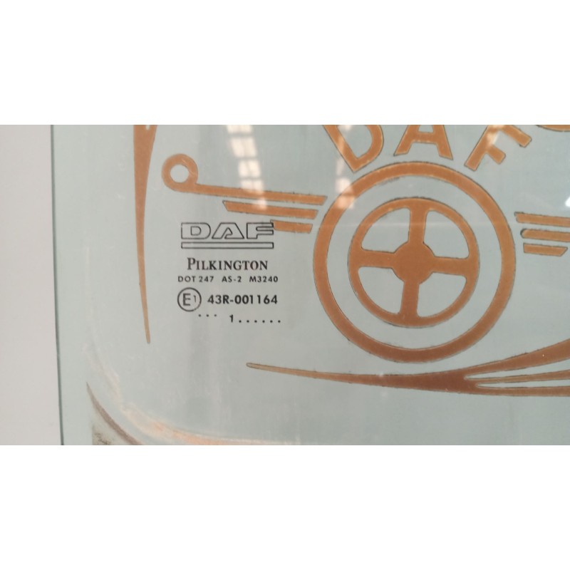 Recambio de luna delantera derecha para daf serie xf105.510 12.9 diesel referencia OEM IAM 1284624 - Blanco 2