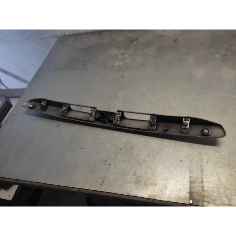 Recambio de asidero porton maletero para peugeot 308 sw confort referencia OEM IAM - Gris 3