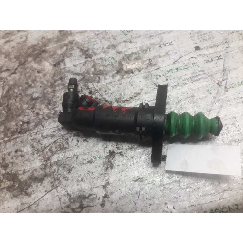 Recambio de bombin embrague para seat leon (1m1) signo referencia OEM IAM 1J0721261D - Amarillo 3