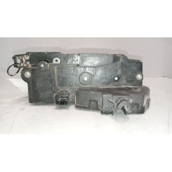CERRADURA PUERTA DELANTERA DERECHA 