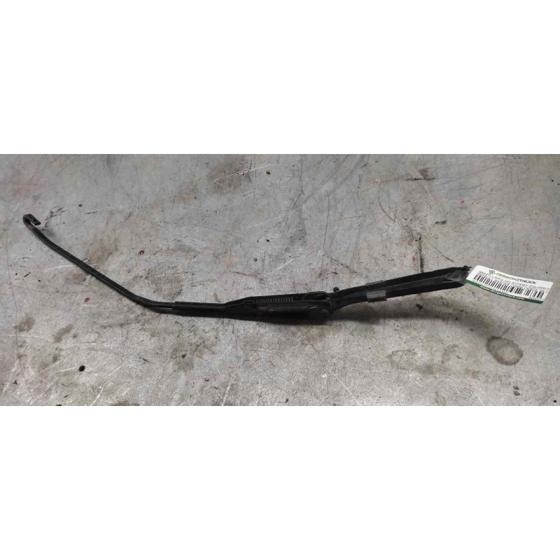 Recambio de brazo limpia delantero izquierdo para renault master combi desde ´98 2.5 diesel referencia OEM IAM 8200072778  
