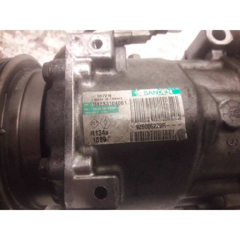 Recambio de compresor aire acondicionado para dacia duster ambiance 4x2 referencia OEM IAM 04233104061 926006229R - Gris 2