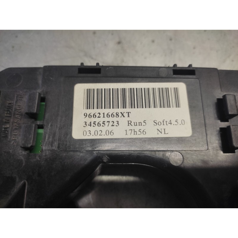 Recambio de mando multifuncion para citroën c4 berlina vtr plus referencia OEM IAM 96621668XT 2