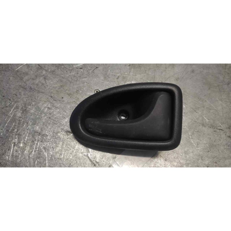 Recambio de maneta interior trasera derecha para renault clio ii fase ii (b/cb0) dynamique referencia OEM IAM 7700423888  