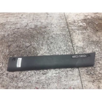 MOLDURA PUERTA DELANTERA DERECHA 7701692581 