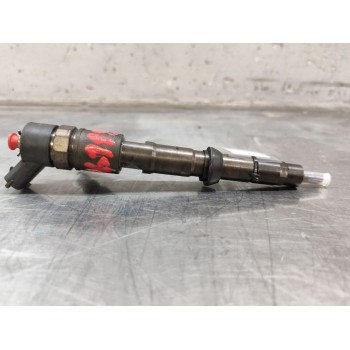 Recambio de inyector para iveco daily config. paquetería cabina simple 35s... batalla 3750 referencia OEM IAM 504088755  