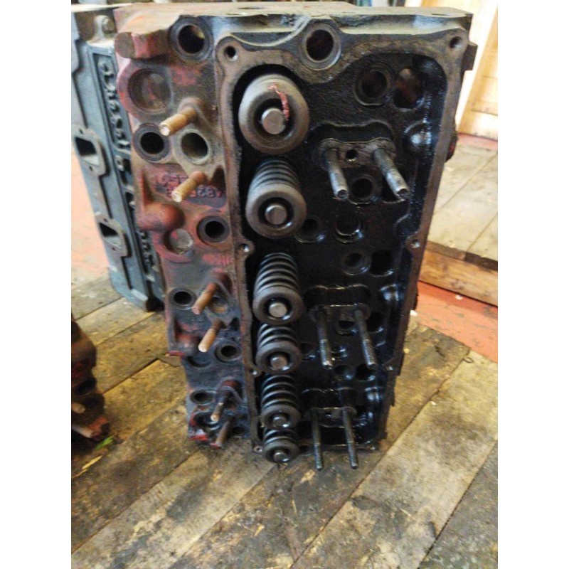 Recambio de culata para iveco serie t fsafe (190-36 pt) 265 kw larga distancia referencia OEM IAM 4826158  