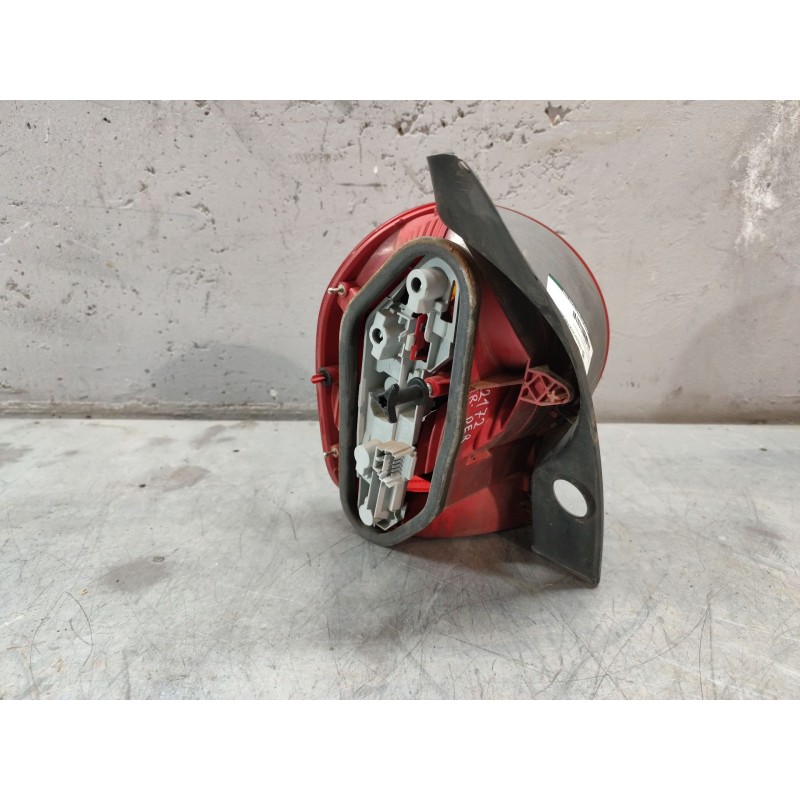 Recambio de piloto trasero derecho para renault modus confort dynamique referencia OEM IAM 2