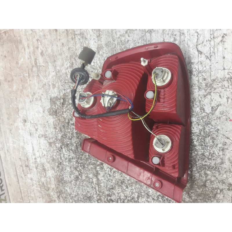 Recambio de piloto trasero izquierdo para daewoo kalos 1.4 sr referencia OEM IAM - Rojo 3