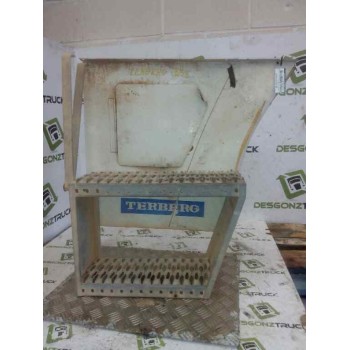 Recambio de peldaño izquierdo para volvo f 12 interc. 360/262 kw e1 fsafe 3700/17-18 to / 4x2 largo con 2 literas (lh2) referenc